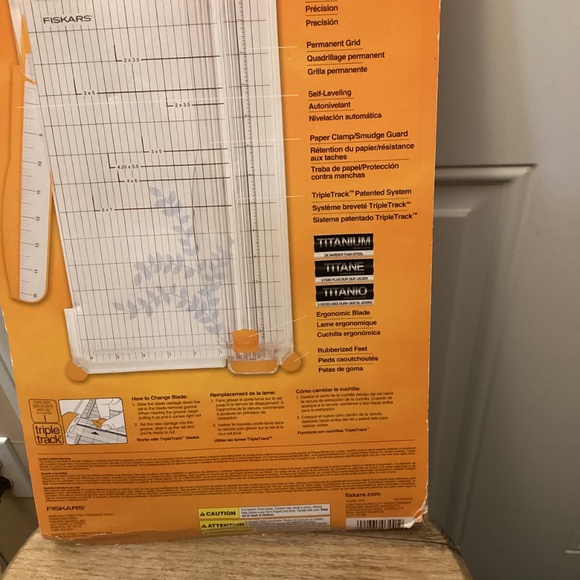 NEW Fiskars SureCut Scrapbooking Paper Trimmer 12" Cut - Orange - Picture 5 of 5